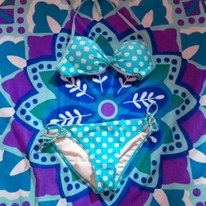 Bathing suit